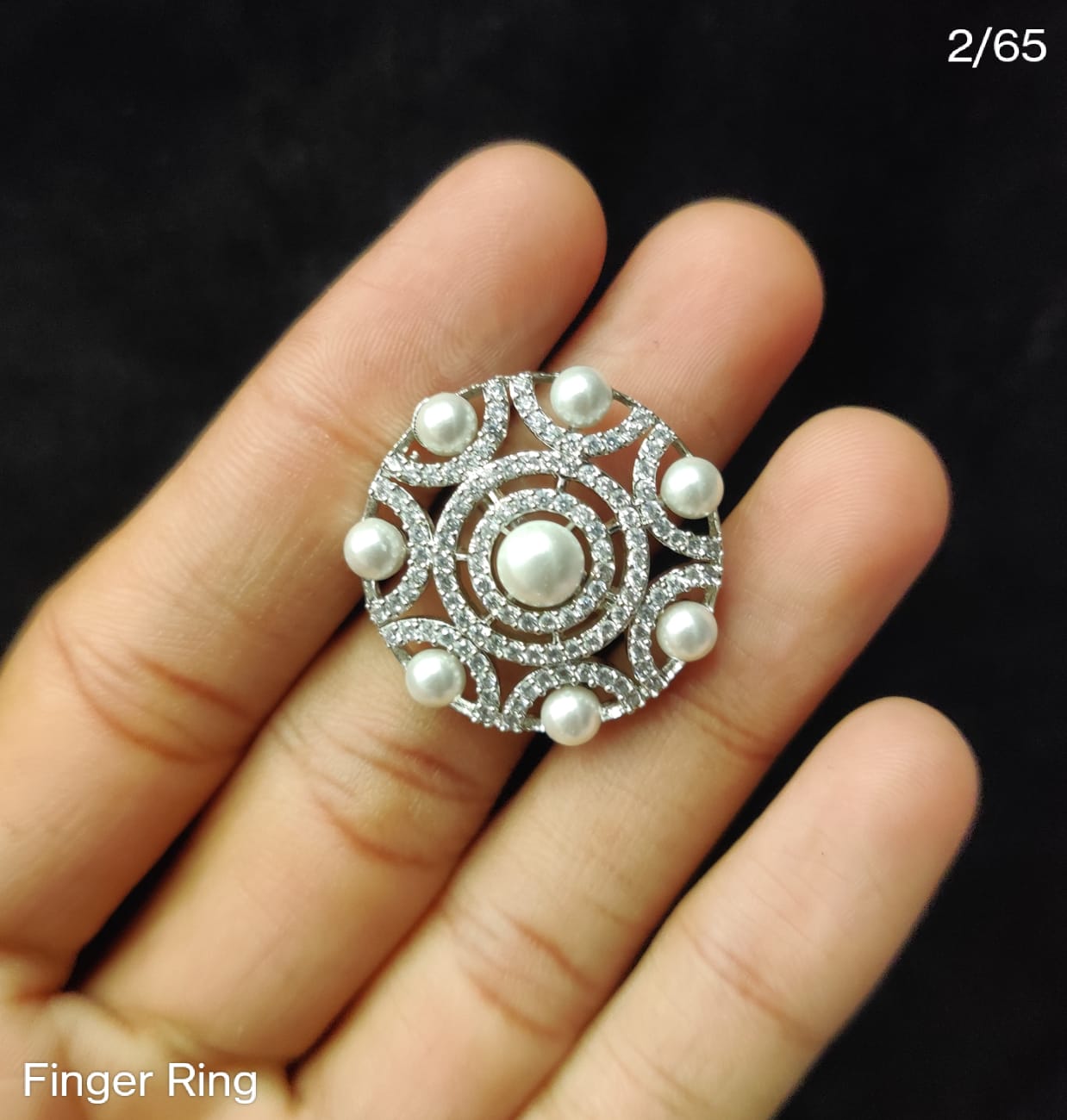 Elegant Pearl & Zircon Circular Statement Finger Ring – Adjustable Cocktail Jewelry